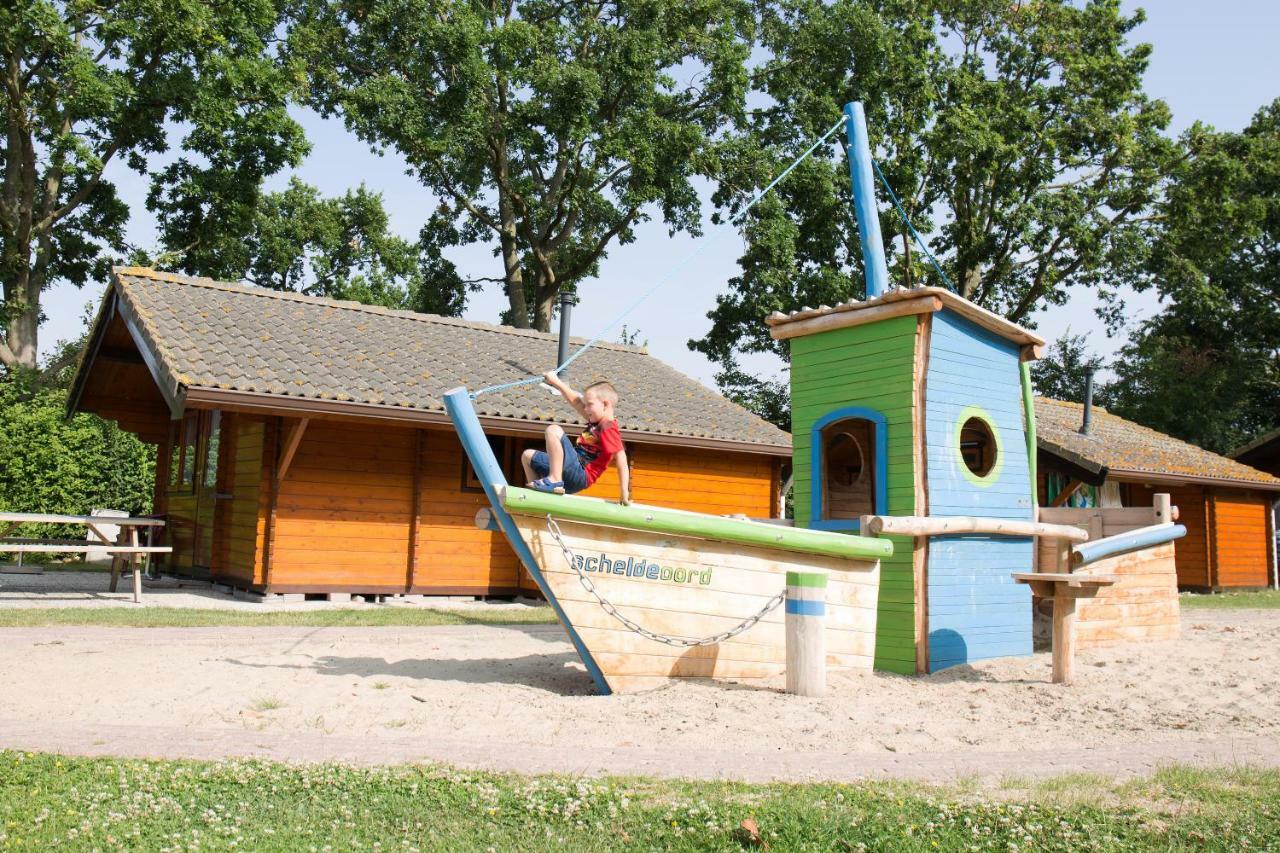 Вилла Kleintje Beer Baarland Экстерьер фото